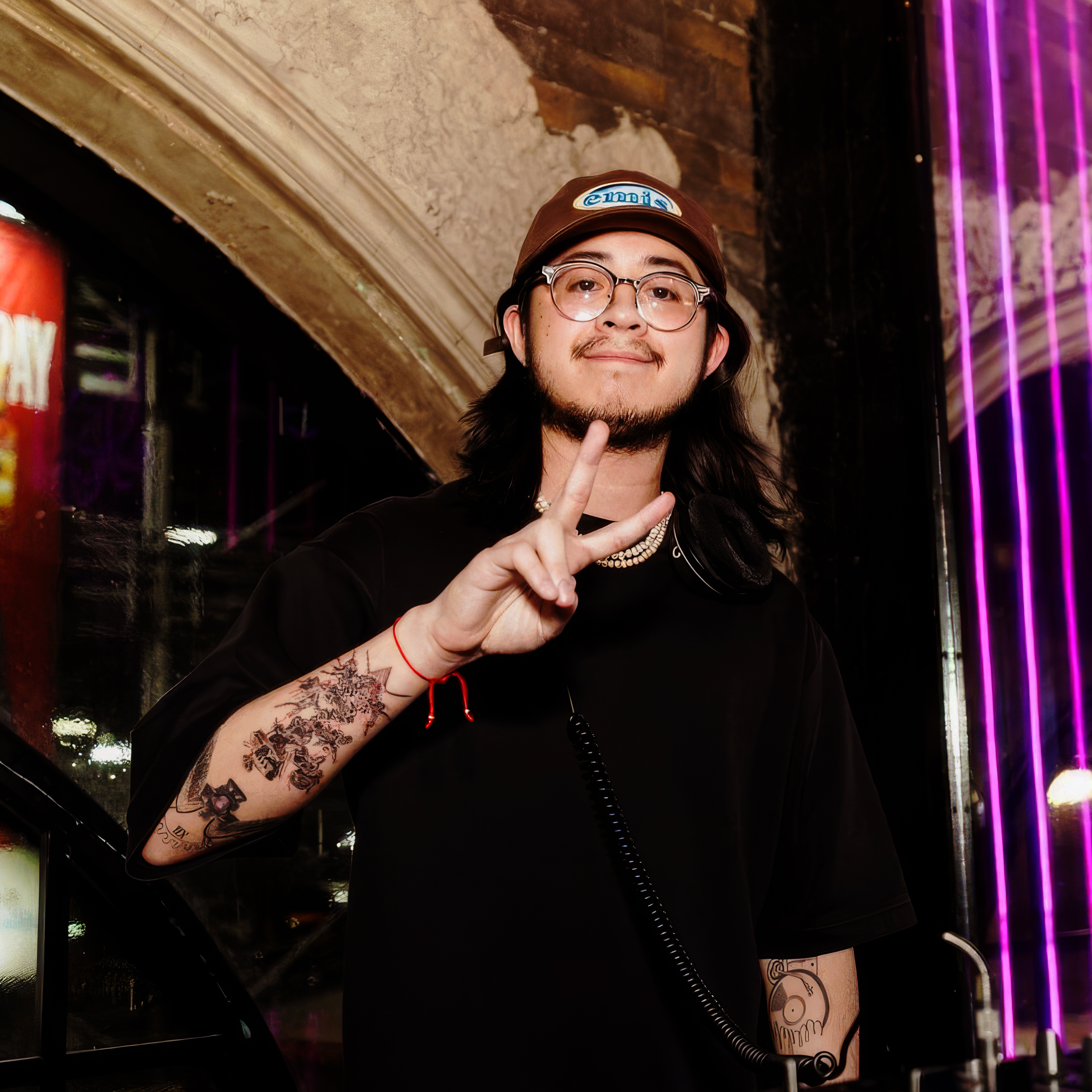 This image has been removed. For security reasons, only images from the local domain are allowed. Image removed.